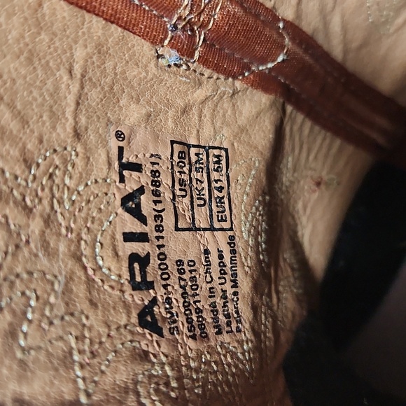 Women's Ariat Leather Western Short Boots Rubber Sole 10 - Picture 8 of 8
